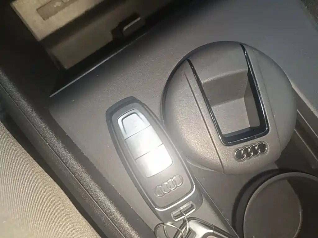 Фото 9 - Audi Q5 e-tron