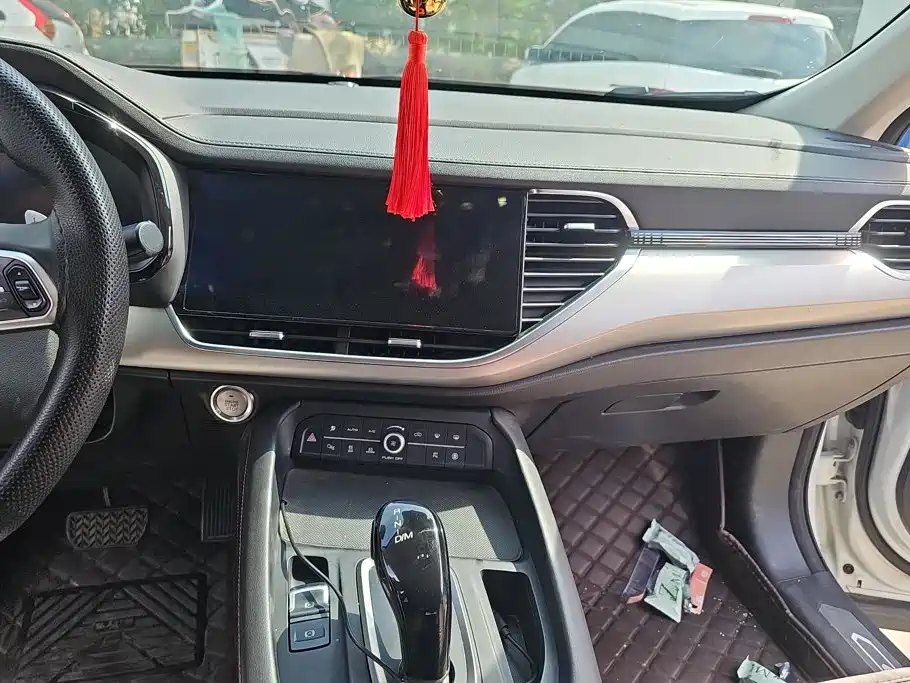 Фото 13 - Haval F7
