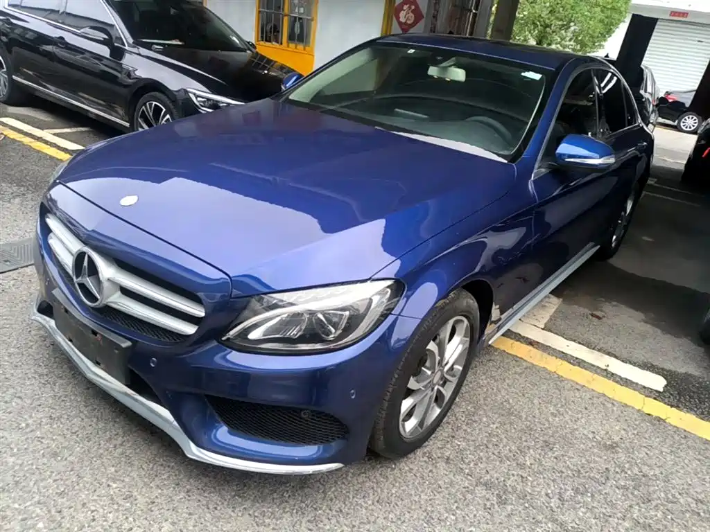 Mercedes-Benz C-Class 2016 C 180 L Sport фото 2