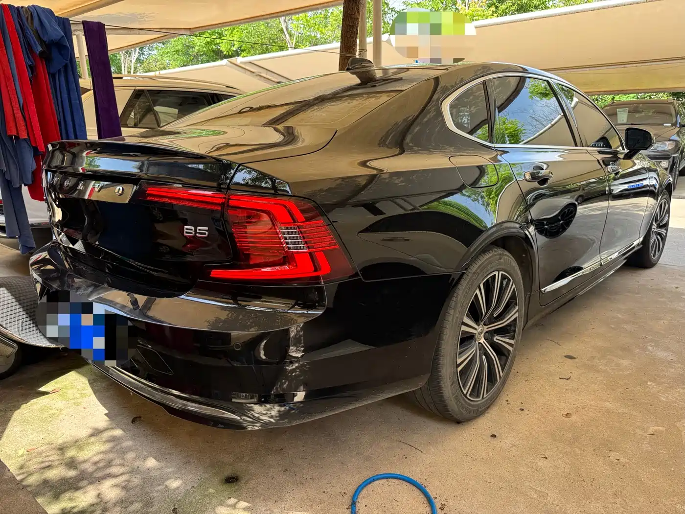 VOLVO S90