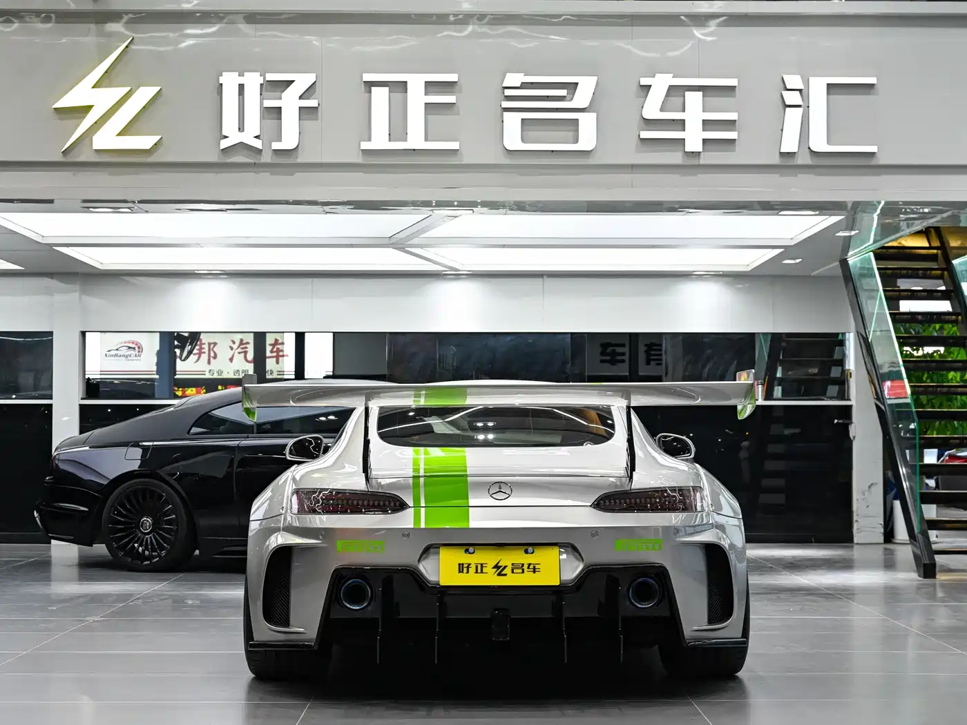 MERCEDES-BENZ AMG GT