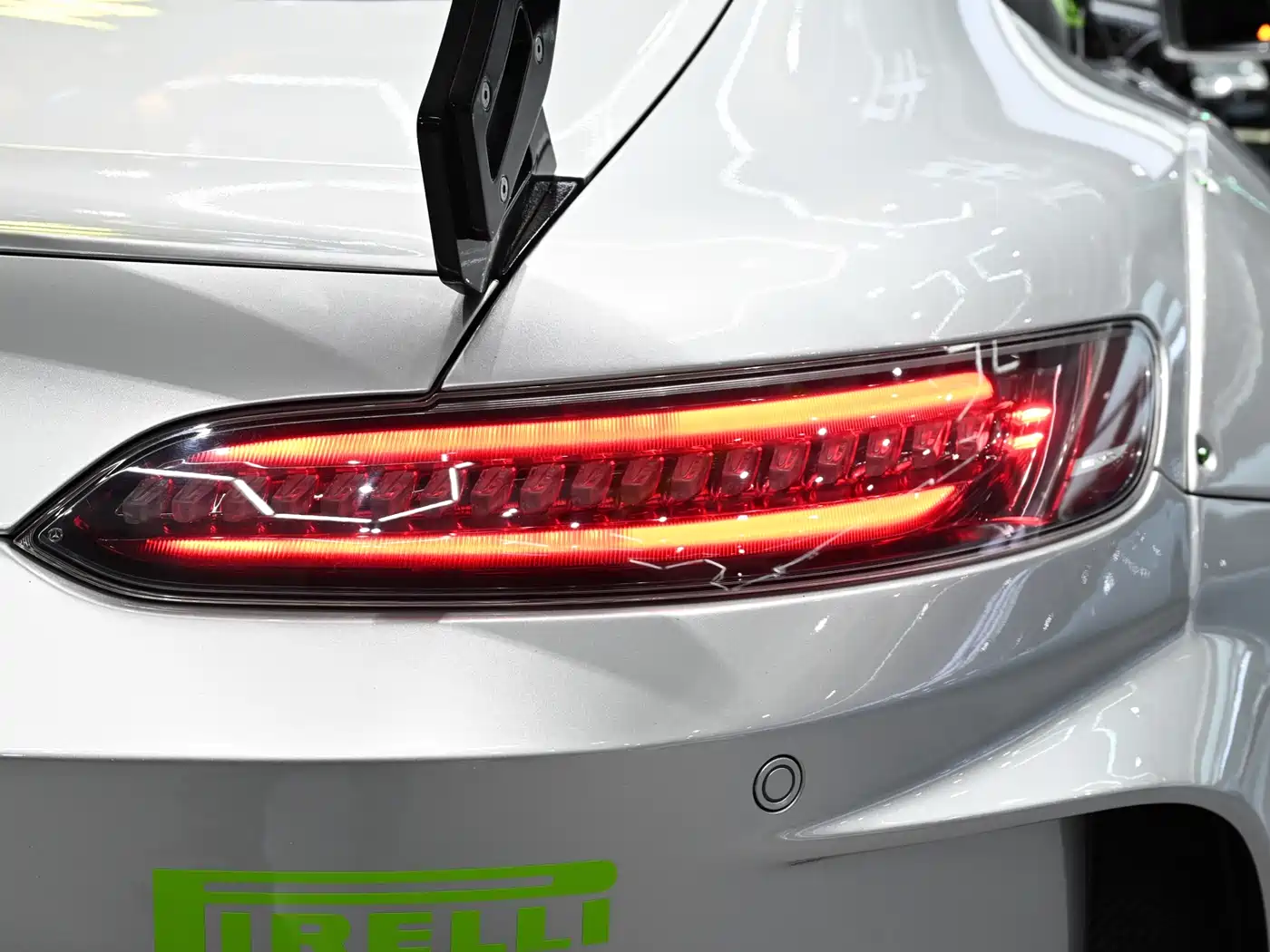 MERCEDES-BENZ AMG GT