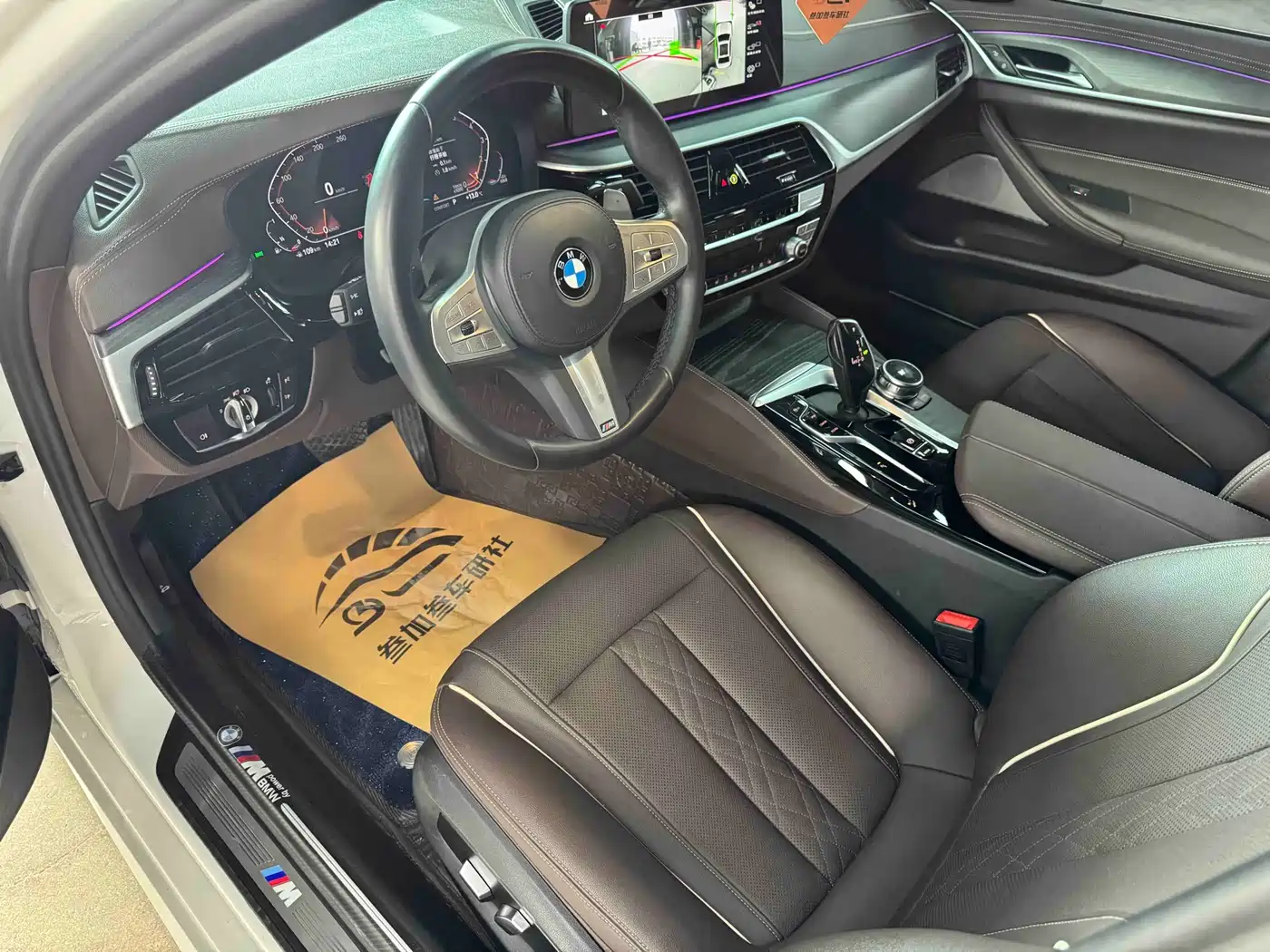 BMW 5 Series 2023 530Li Leading M Sport Package фото 7