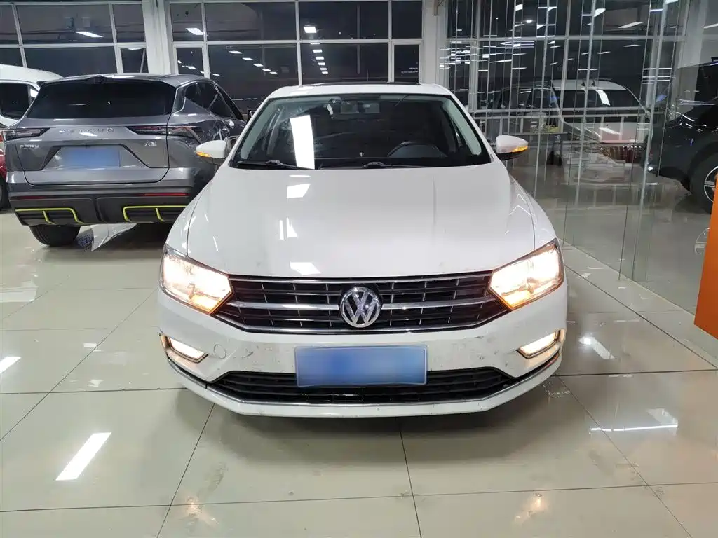 Volkswagen Bora 2018 1.5L Automatic Comfort фото 3
