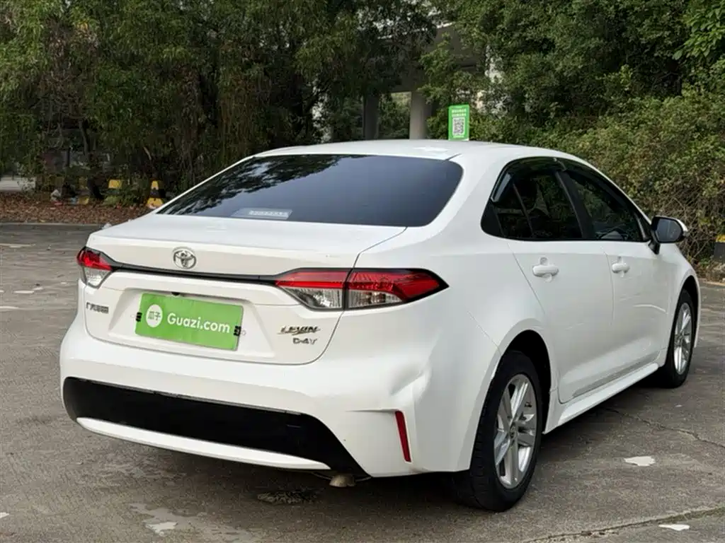 Toyota Levin 2022 185T CVT Luxury Edition фото 24