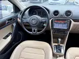 Photo 11 - Volkswagen Jetta