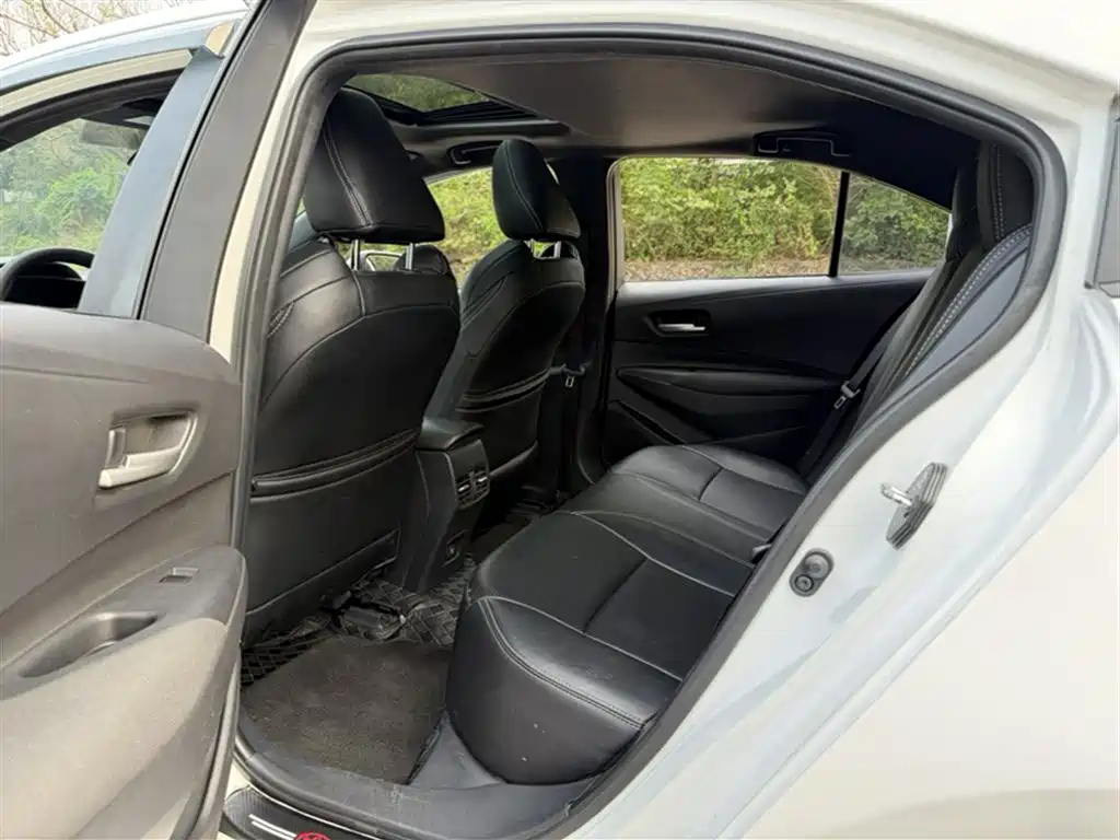 Toyota Levin 2022 185T CVT Luxury Edition фото 12