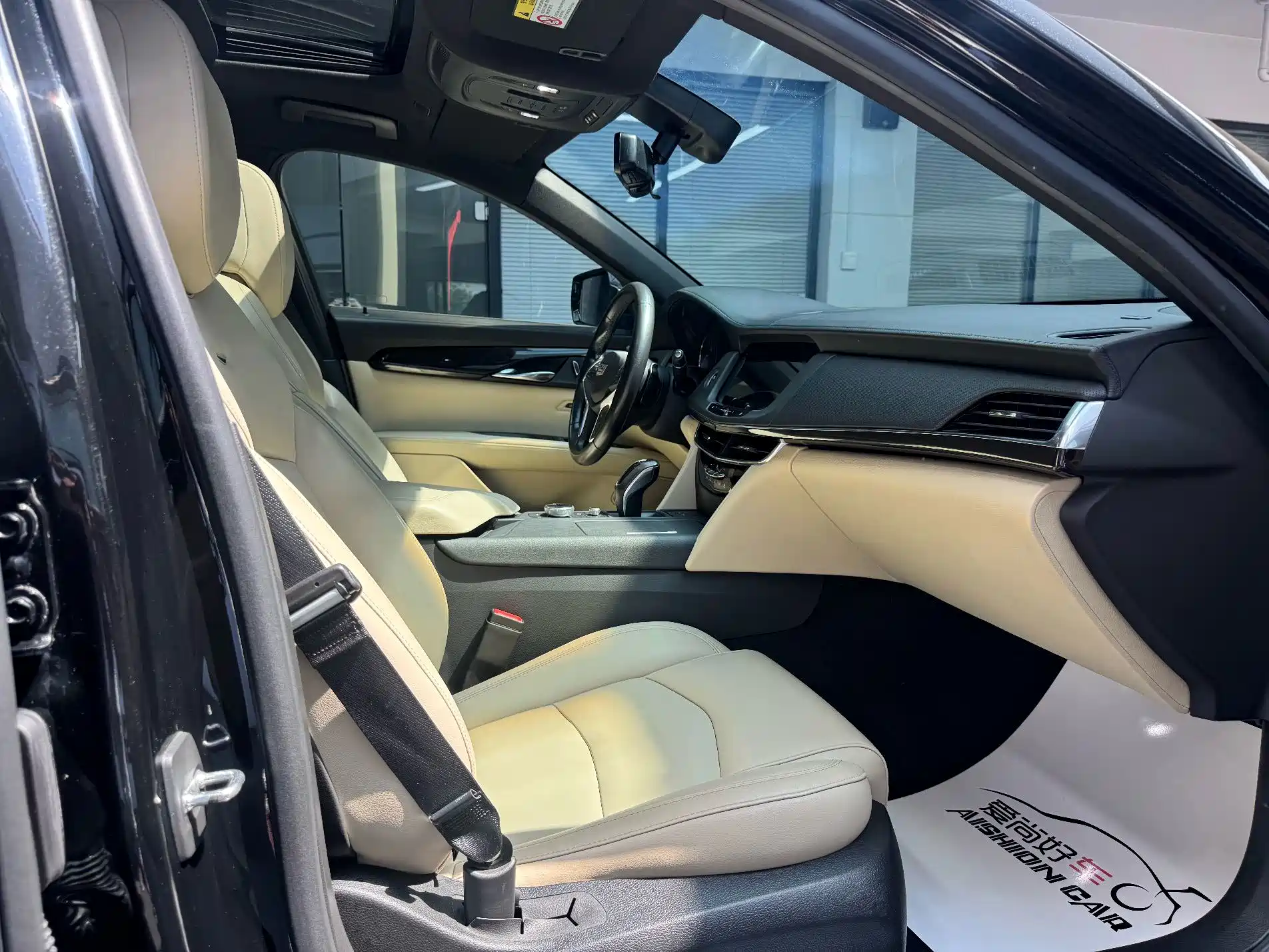 Фото 10 - Cadillac CT6