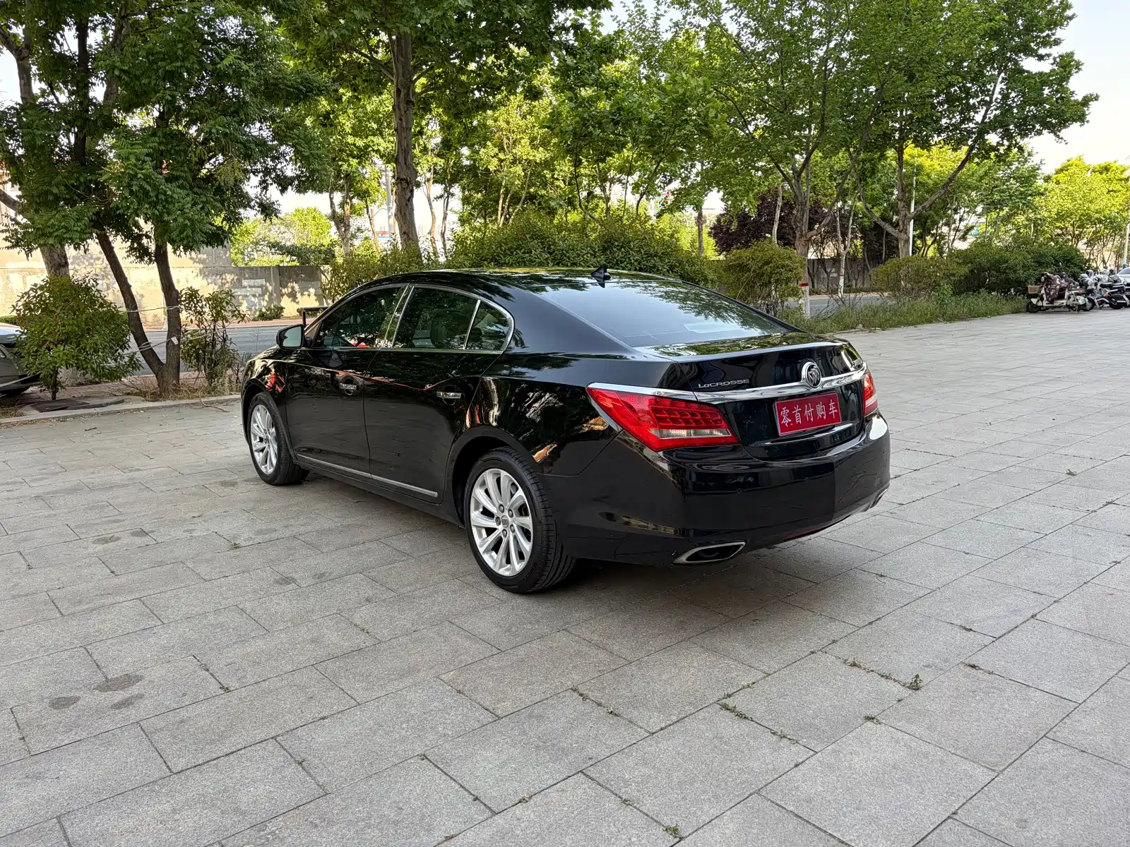 صورة 6 - Buick LaCrosse