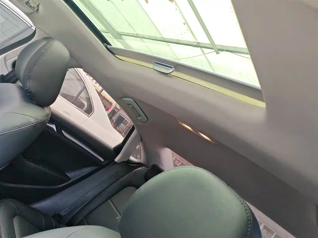 Audi A3 2016 Limousine 35 TFSI Leadership фото 18