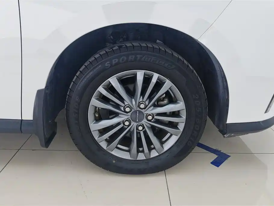 SAIC Maxus Maxus G50 2019 1.3T Manual Elite Edition China VI фото 6