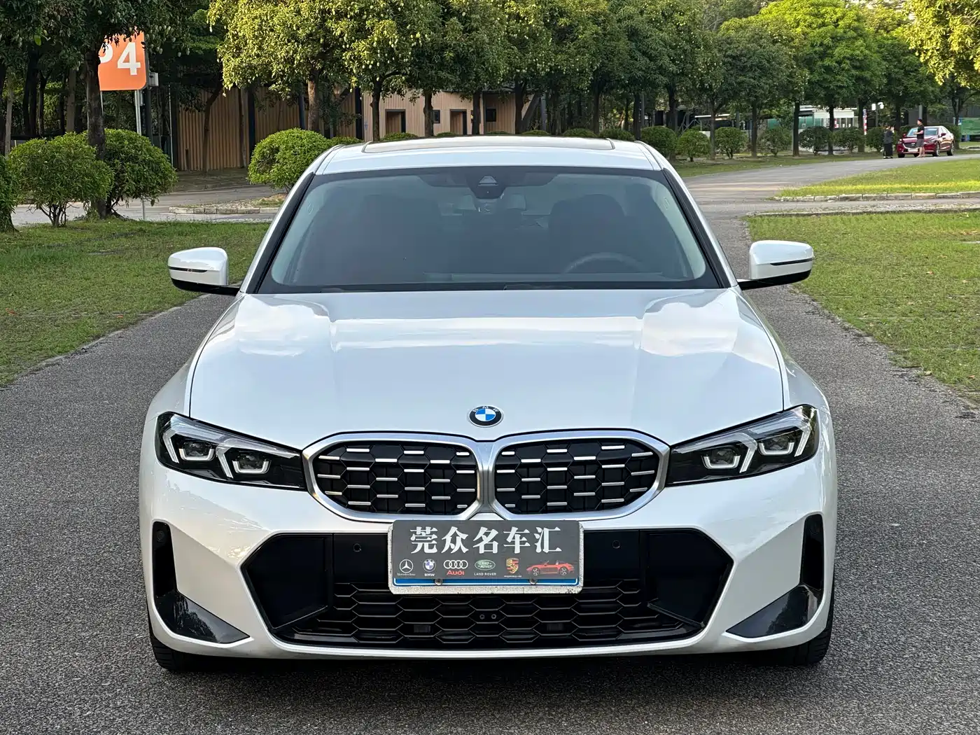 BMW 3 Series 2023 325Li M Sport Package фото 3