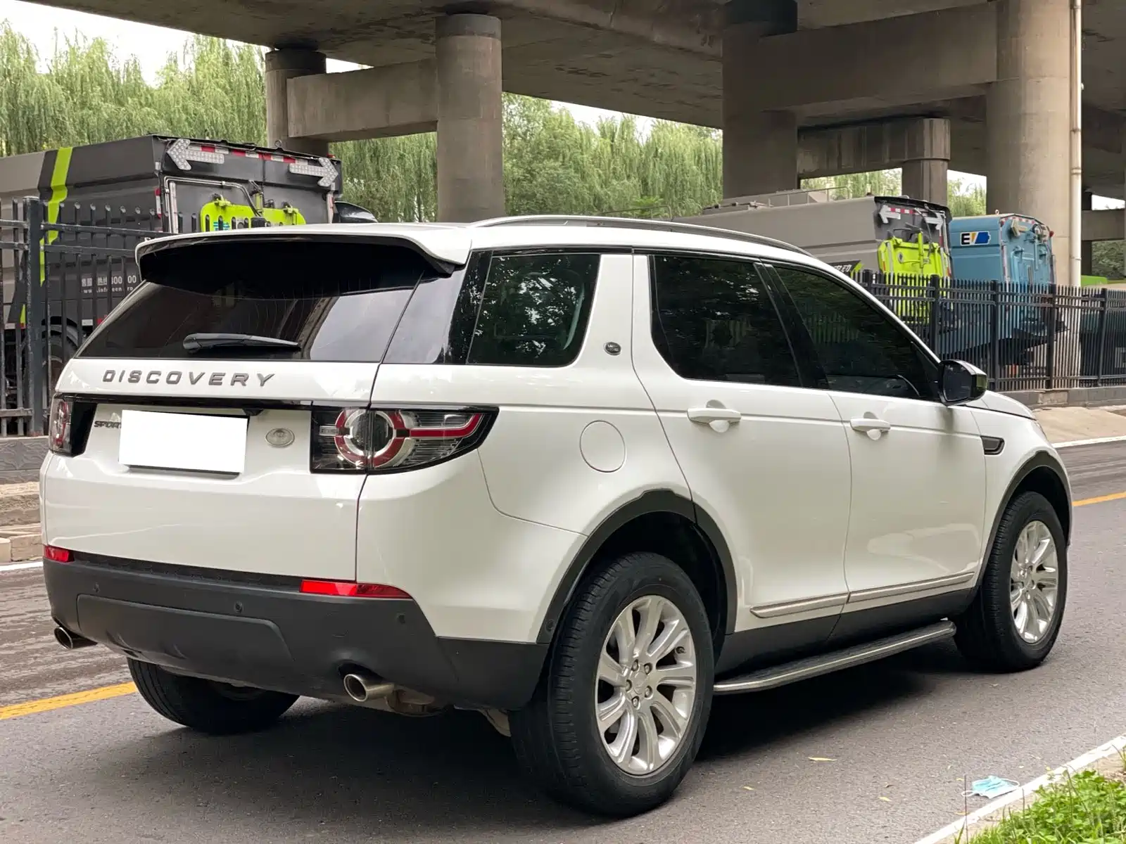 صورة 6 - Land Rover Discovery Sport