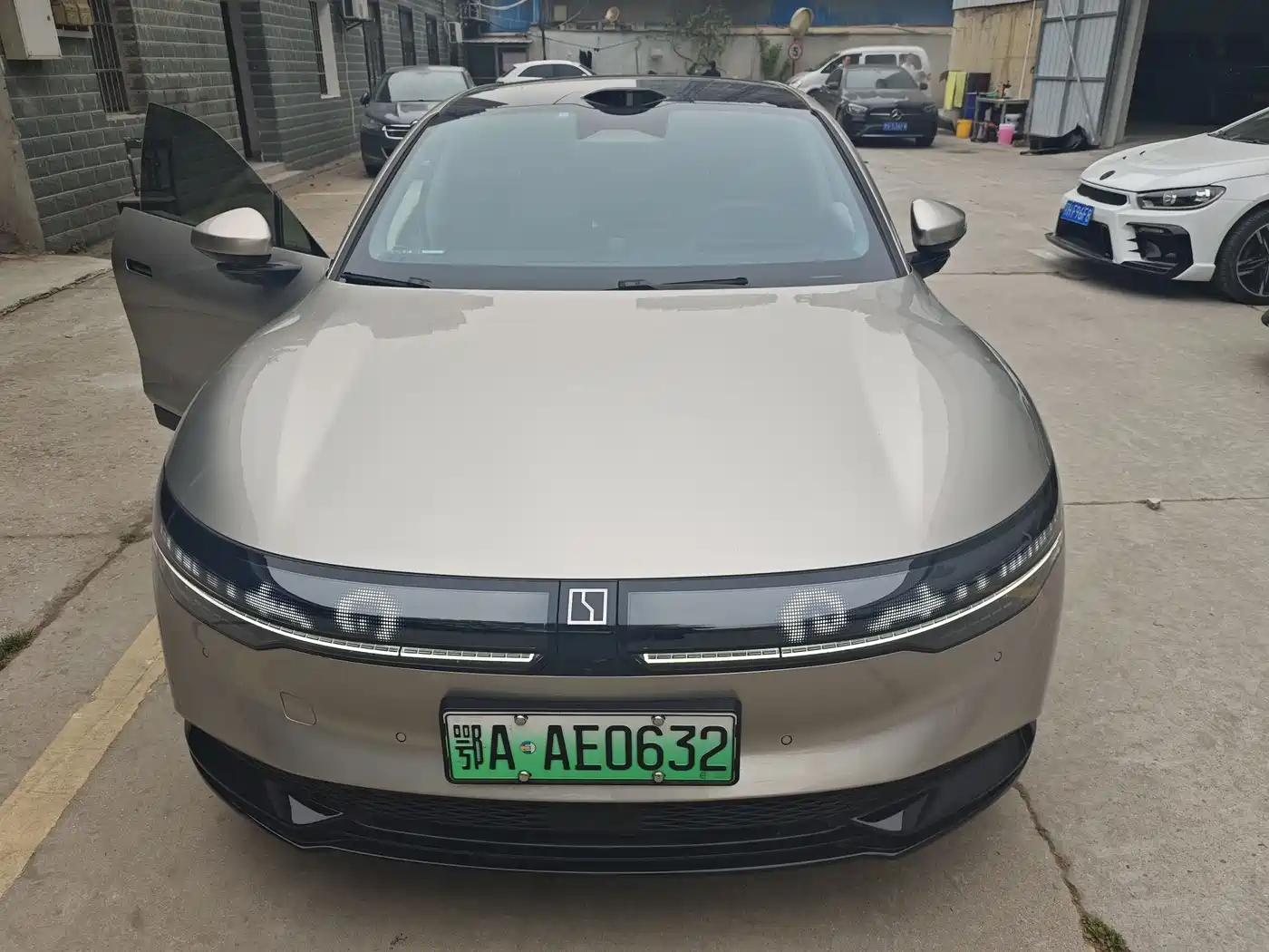 ZEEKR EXTREME KRYPTON 007