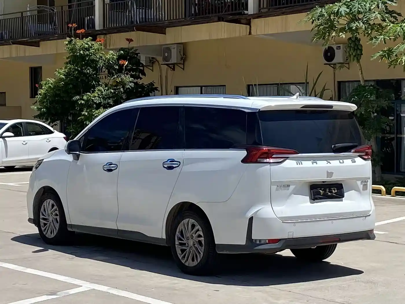 SAIC Maxus Maxus G50 2019 1.5T Automatic Elite Edition China VI фото 7