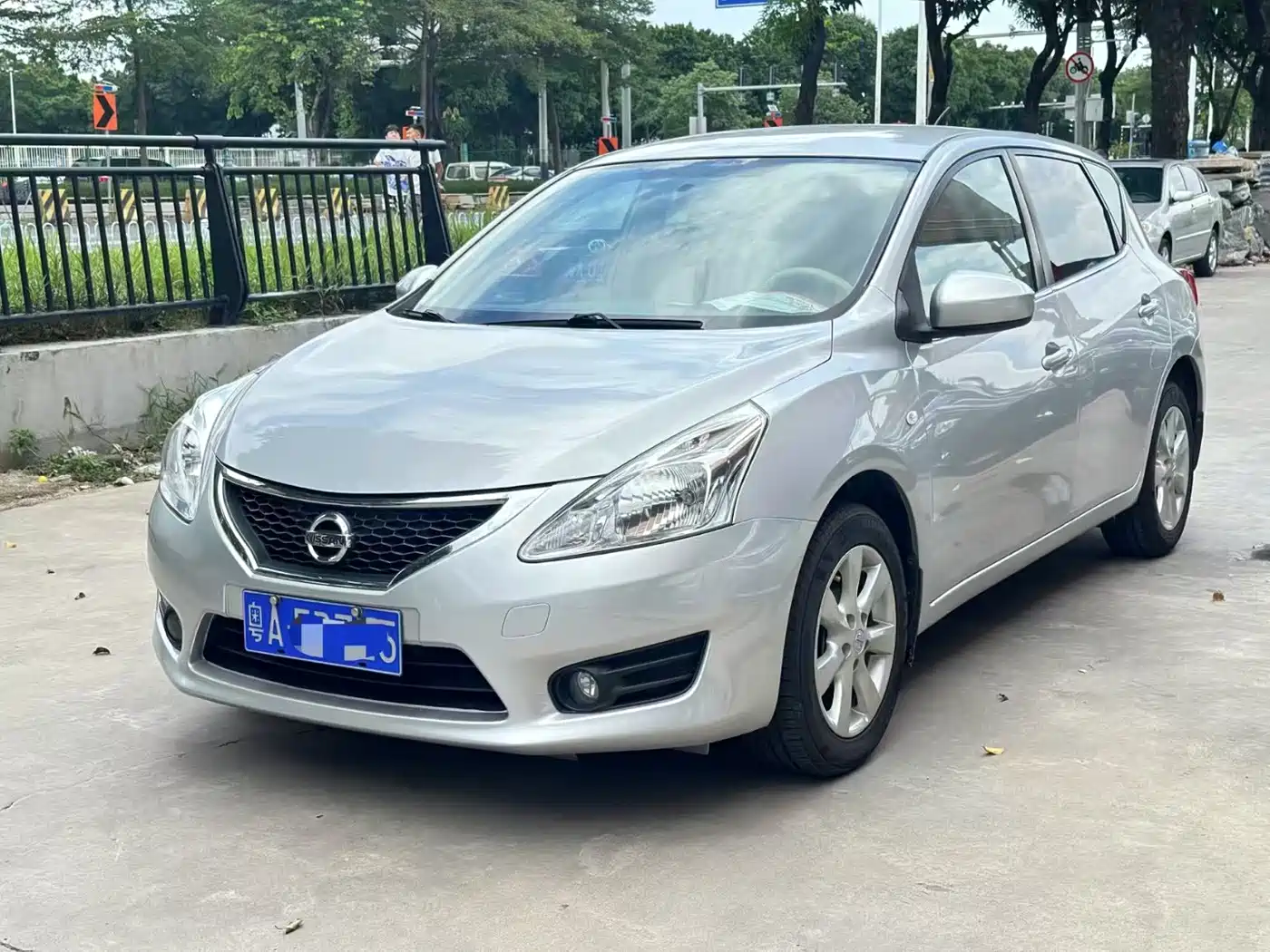 Nissan Tiida 2011 — пригон из Китая