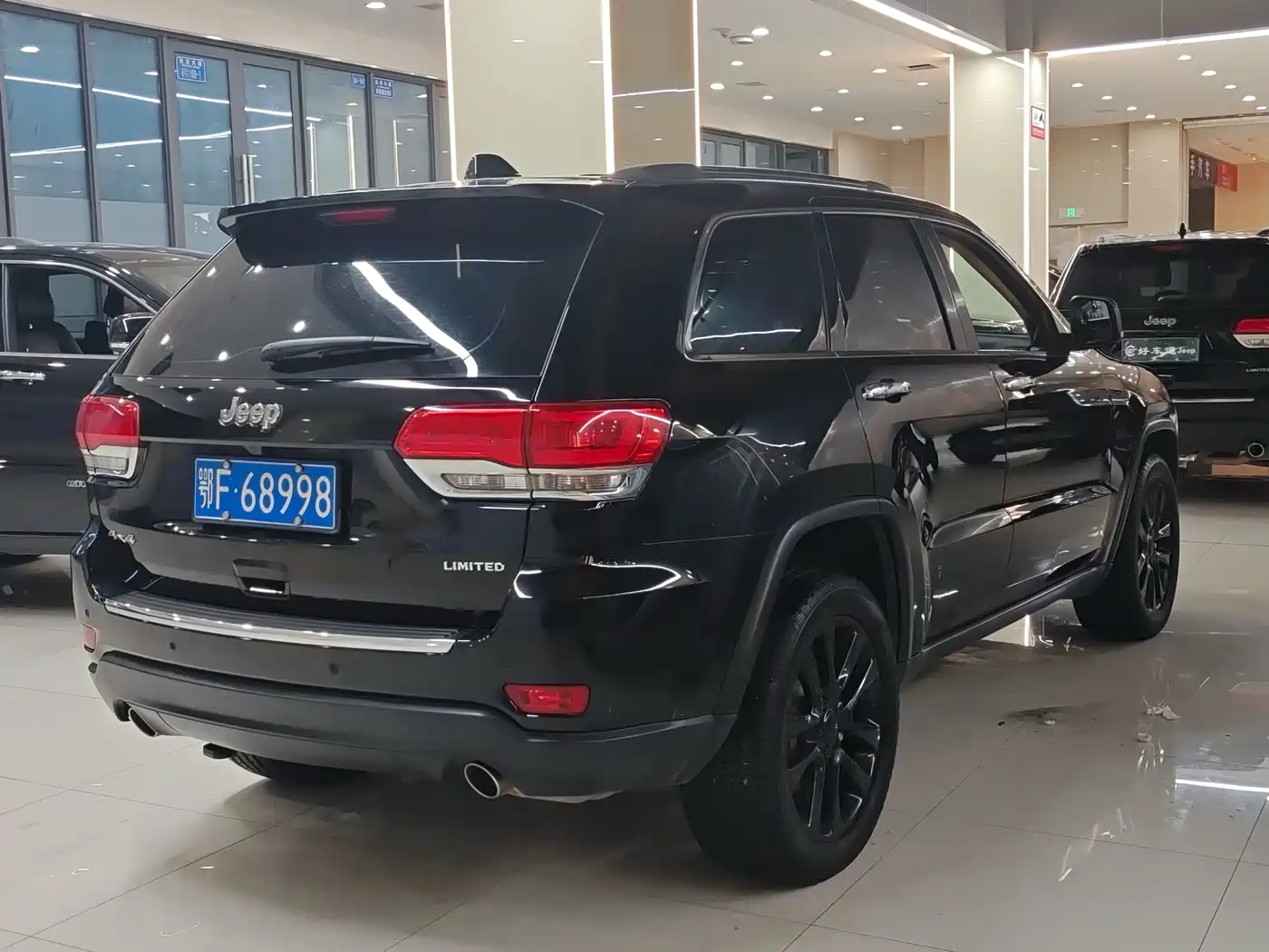 Jeep Grand Cherokee (Import) 2020 2017 3.6L Elite Navigation Edition