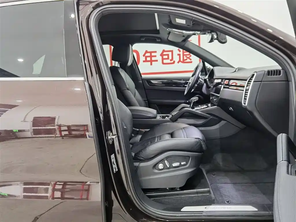 Porsche Cayenne 2019 Cayenne 3.0T фото 23