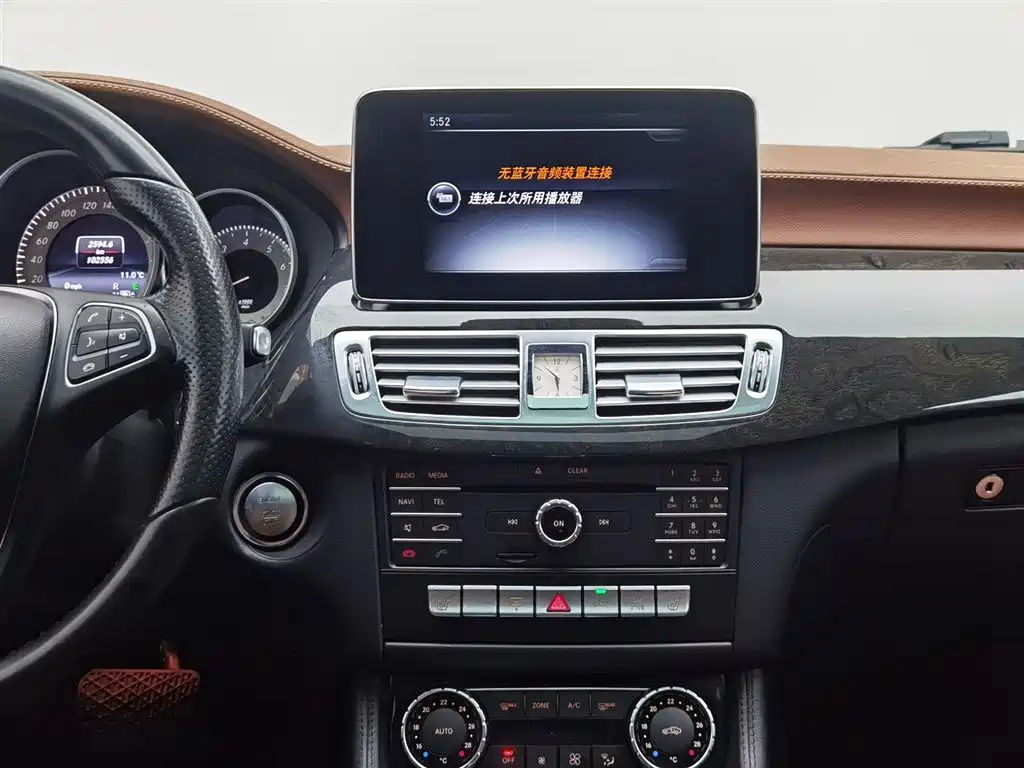 Mercedes-Benz CLS 2015 CLS 320 фото 12