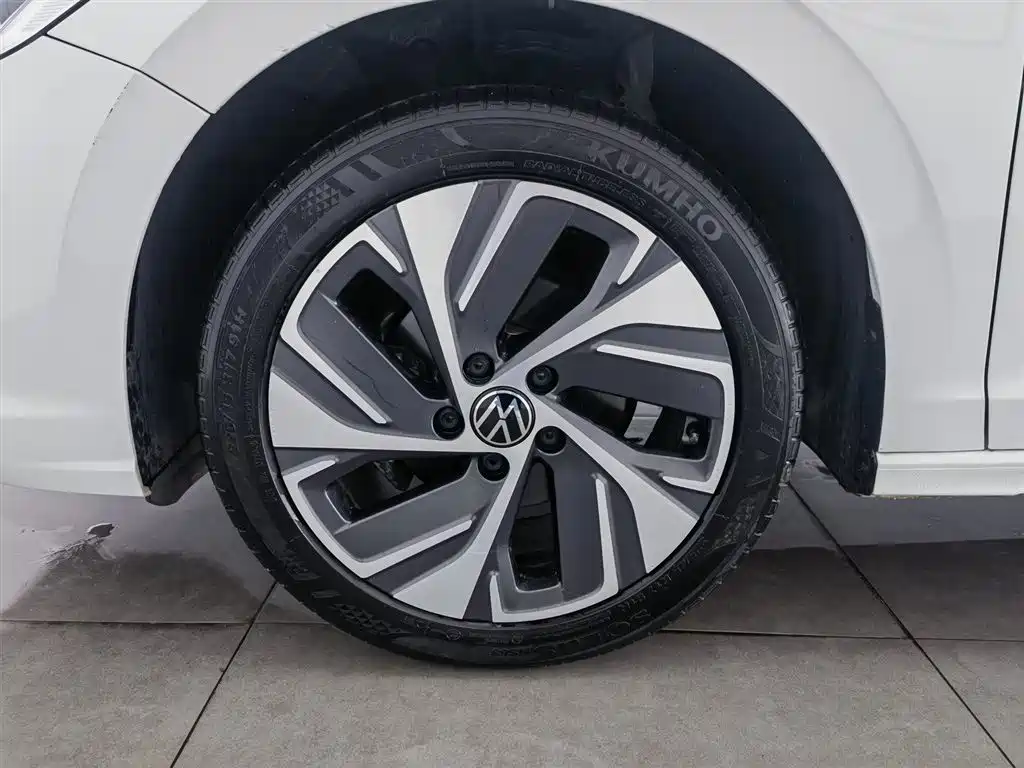 Volkswagen Bora 2024 200TSI DSG Joy Ride PRO Edition фото 17