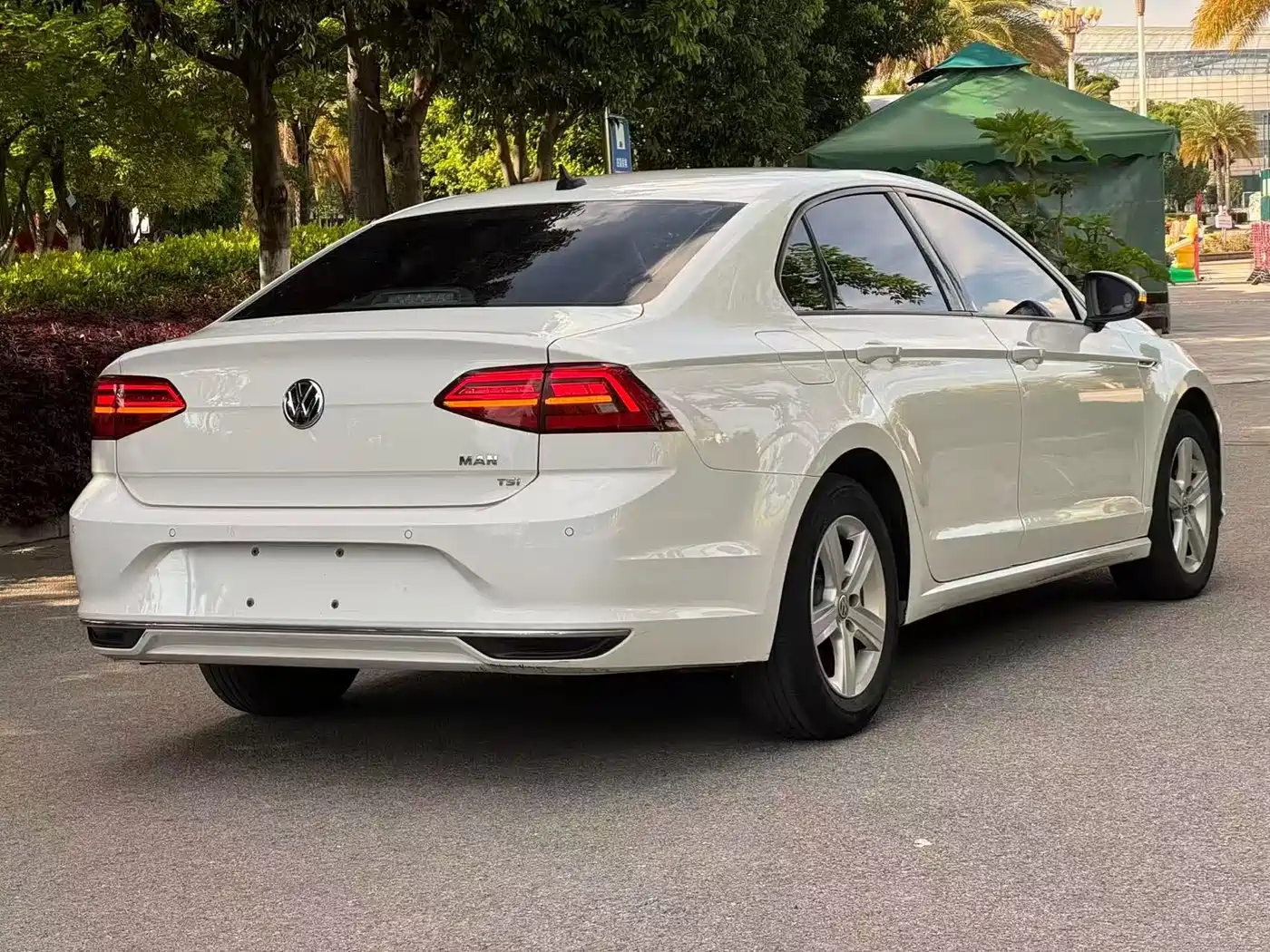 Volkswagen Lamando 2021 230TSI DSG Fashion Edition фото 4