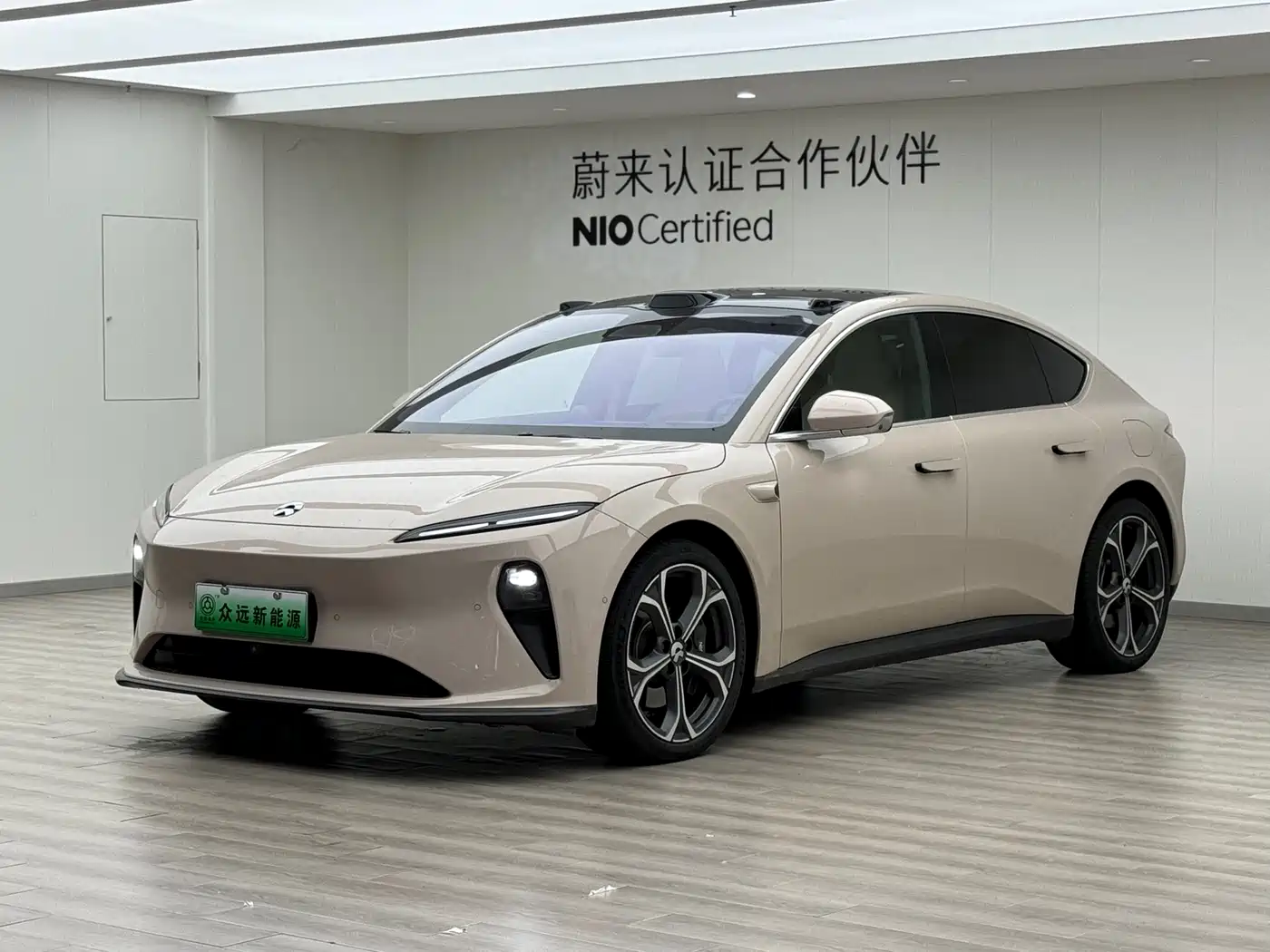 NIO NIO ET5