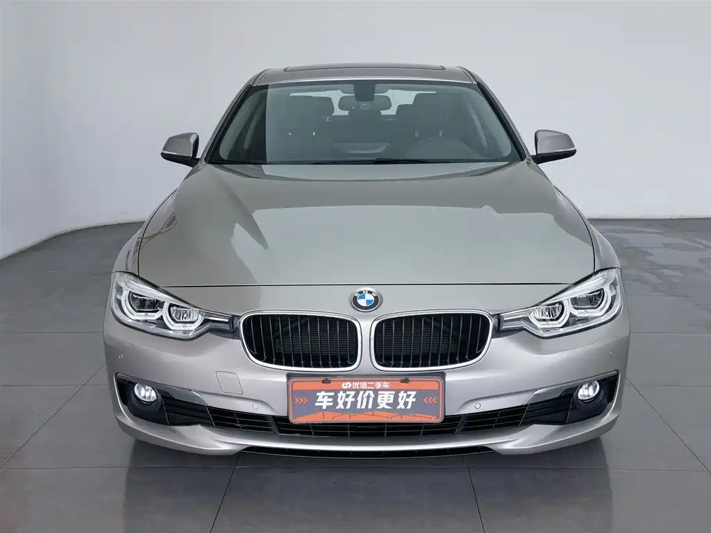 BMW 3 Series 2017 320Li Fashion фото 3
