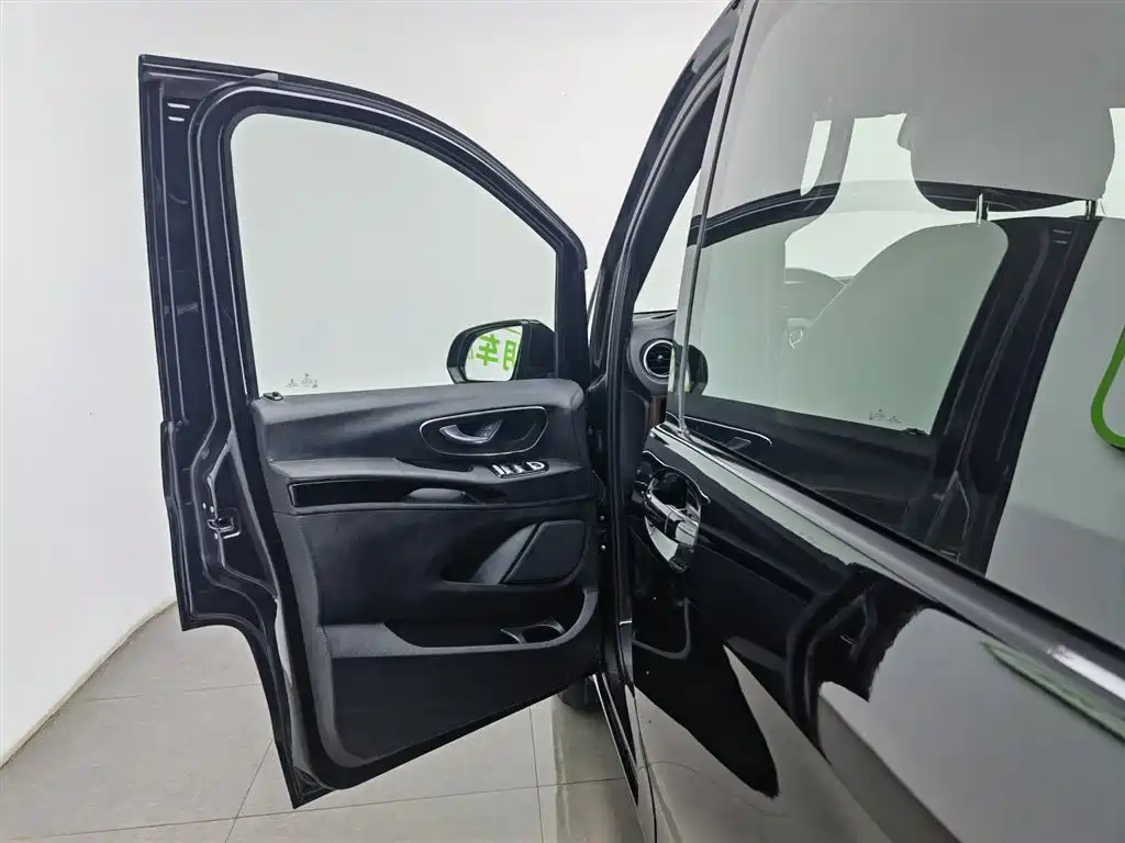 Mercedes-Benz Vito 2018 2.0T Business China V фото 8