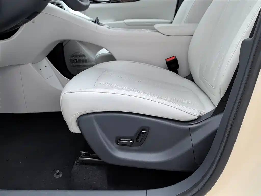 Geely Galaxy Starry Wish 2025 UP 410km Explorer Edition фото 20