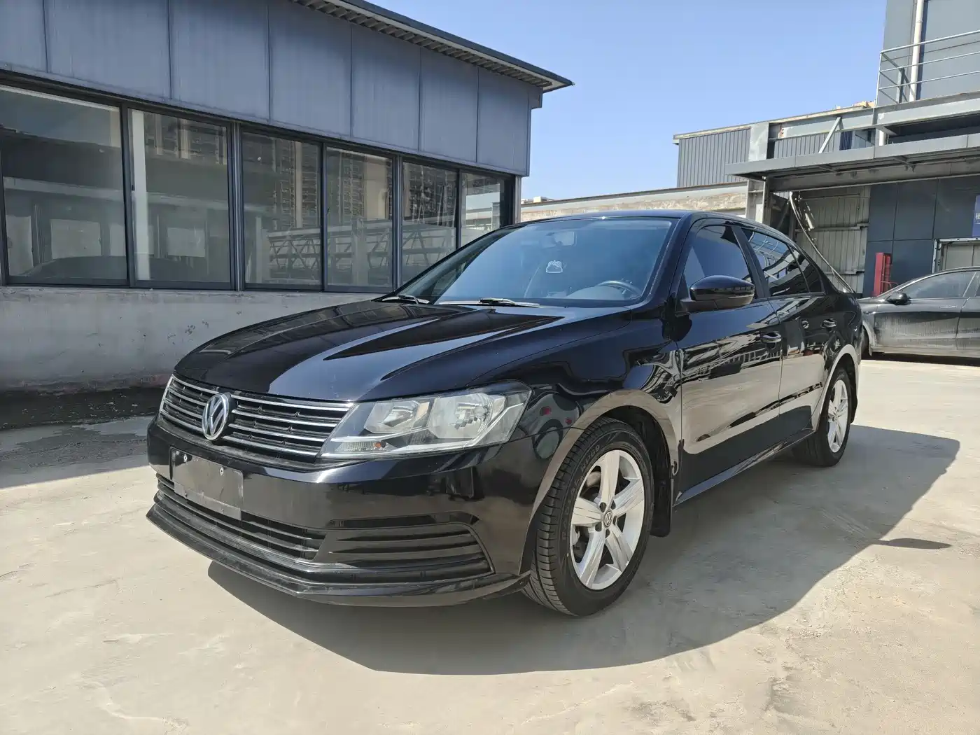 Volkswagen Lavida 2017 1.6L Automatic Trend Edition