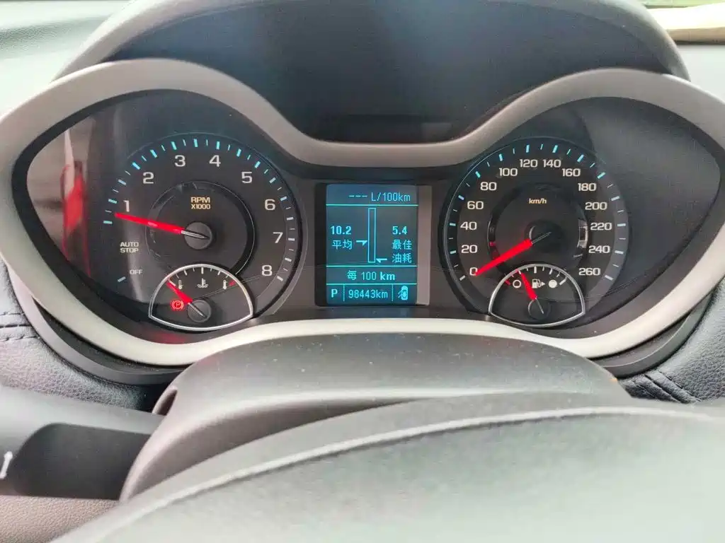 Фото 4 - Chevrolet Malibu