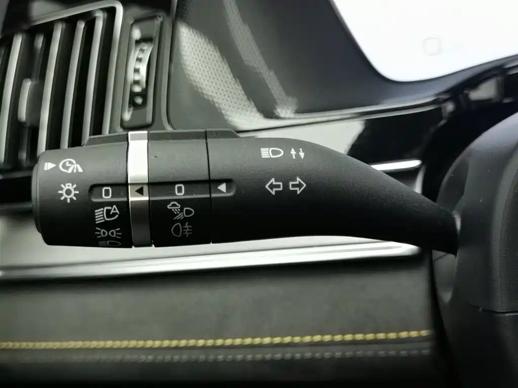 BYD Tang New Energy 2023 Model DM-i Champion Edition 112KM Premium фото 21