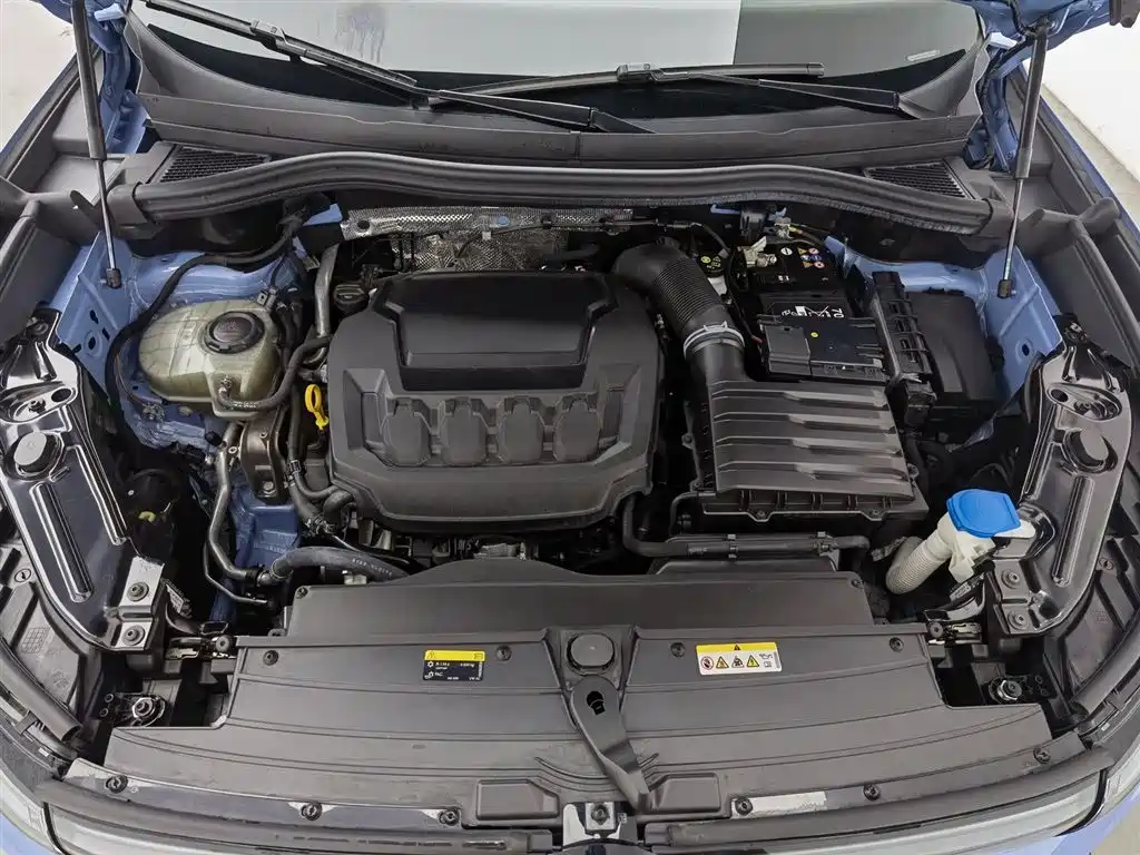 Volkswagen Tiguan L 2024 PRO 380TSI 4WD R-Line Premium Edition фото 6
