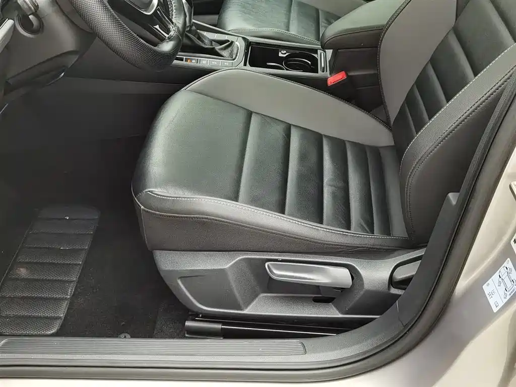 Volkswagen Sagitar 2019 280TSI DSG Comfort Edition China VI фото 20