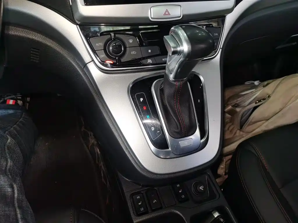 Haval H6 2017 Red Label Sport 1.5T Automatic 2WD Luxury фото 14