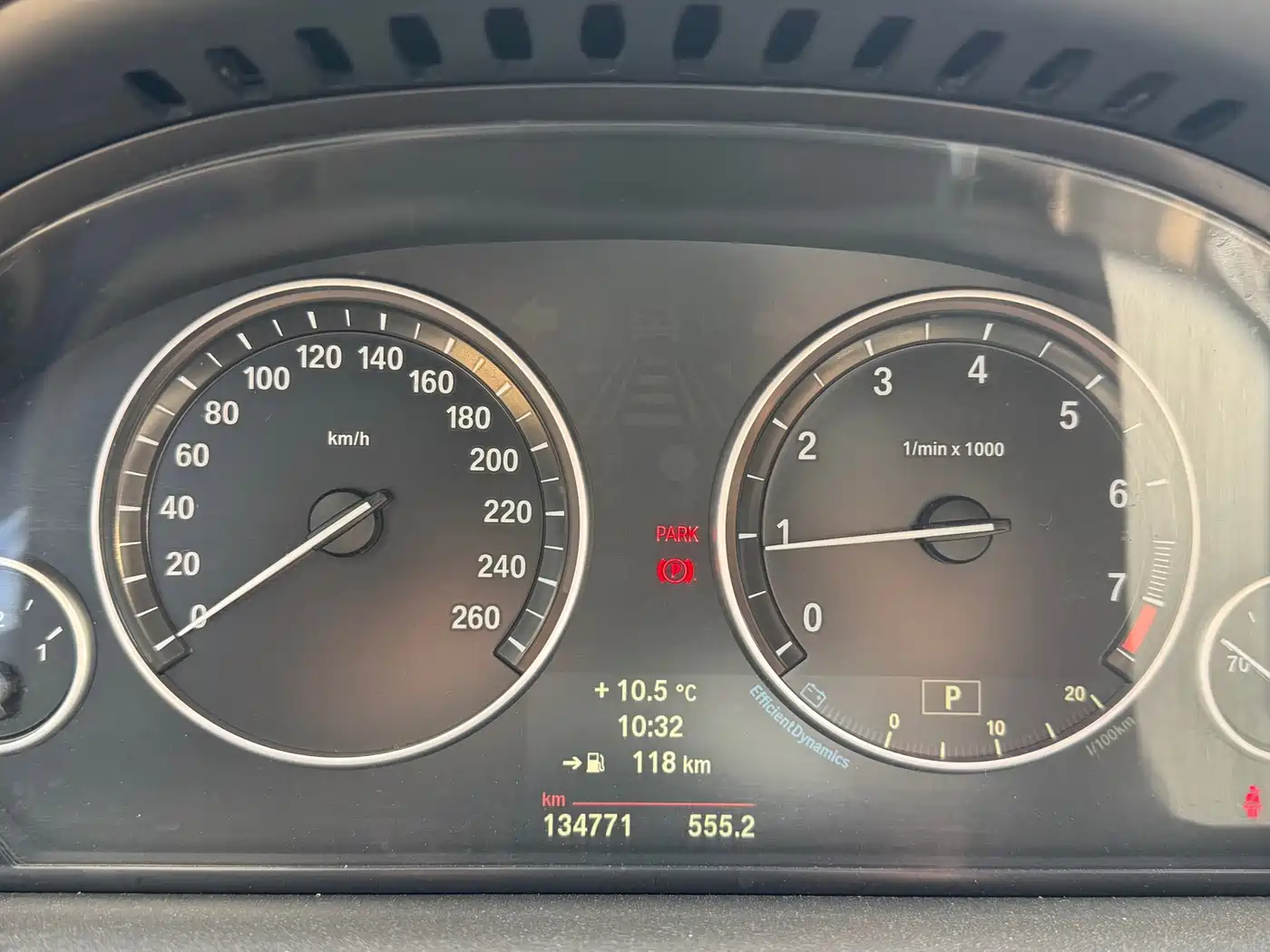 BMW 5 Series 2013 520Li Elegance фото 10