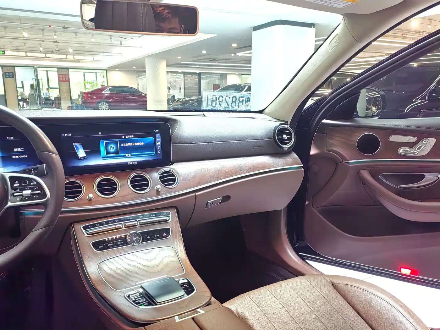 Mercedes-Benz E-Class 2019 E 300 L Fashion фото 8