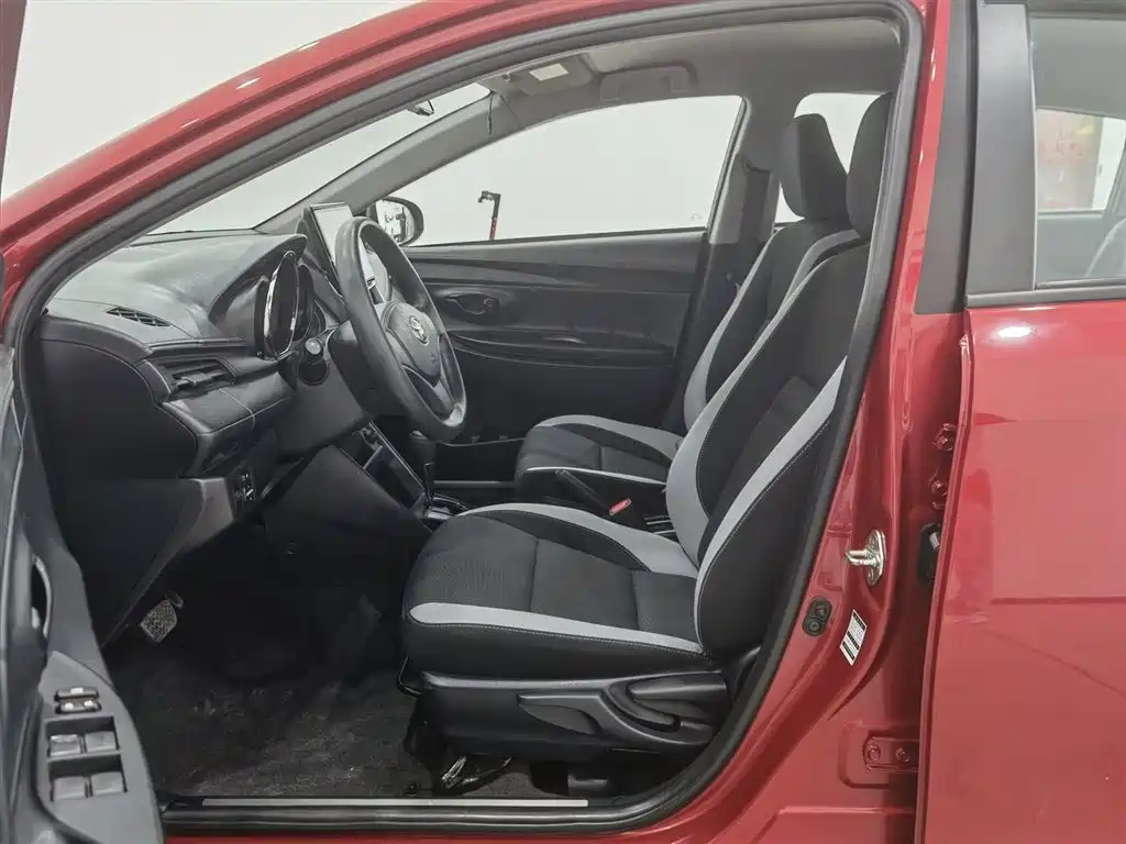 Toyota YARiS L Zhi Xuan 2021 1.5L CVT Leading Edition фото 10