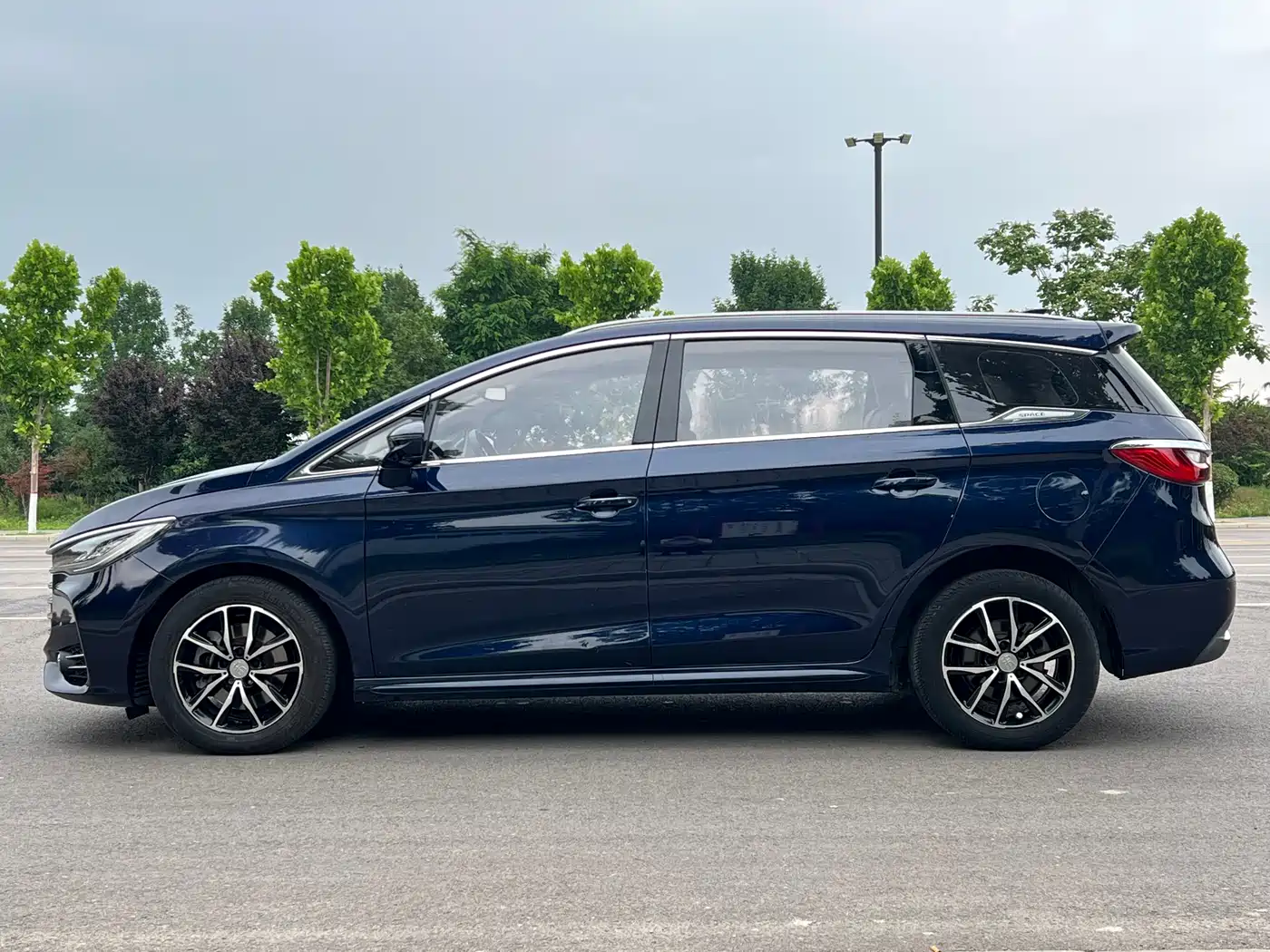BYD Song MAX 2017 1.5T Auto Smart Connect Premium 7-seater фото 8