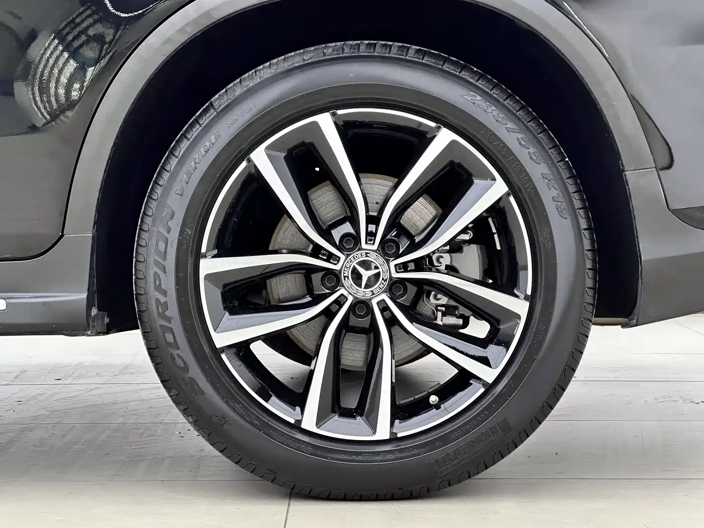 Mercedes-Benz GLC 2022 Facelift GLC 260 L 4MATIC Luxury Model фото 14