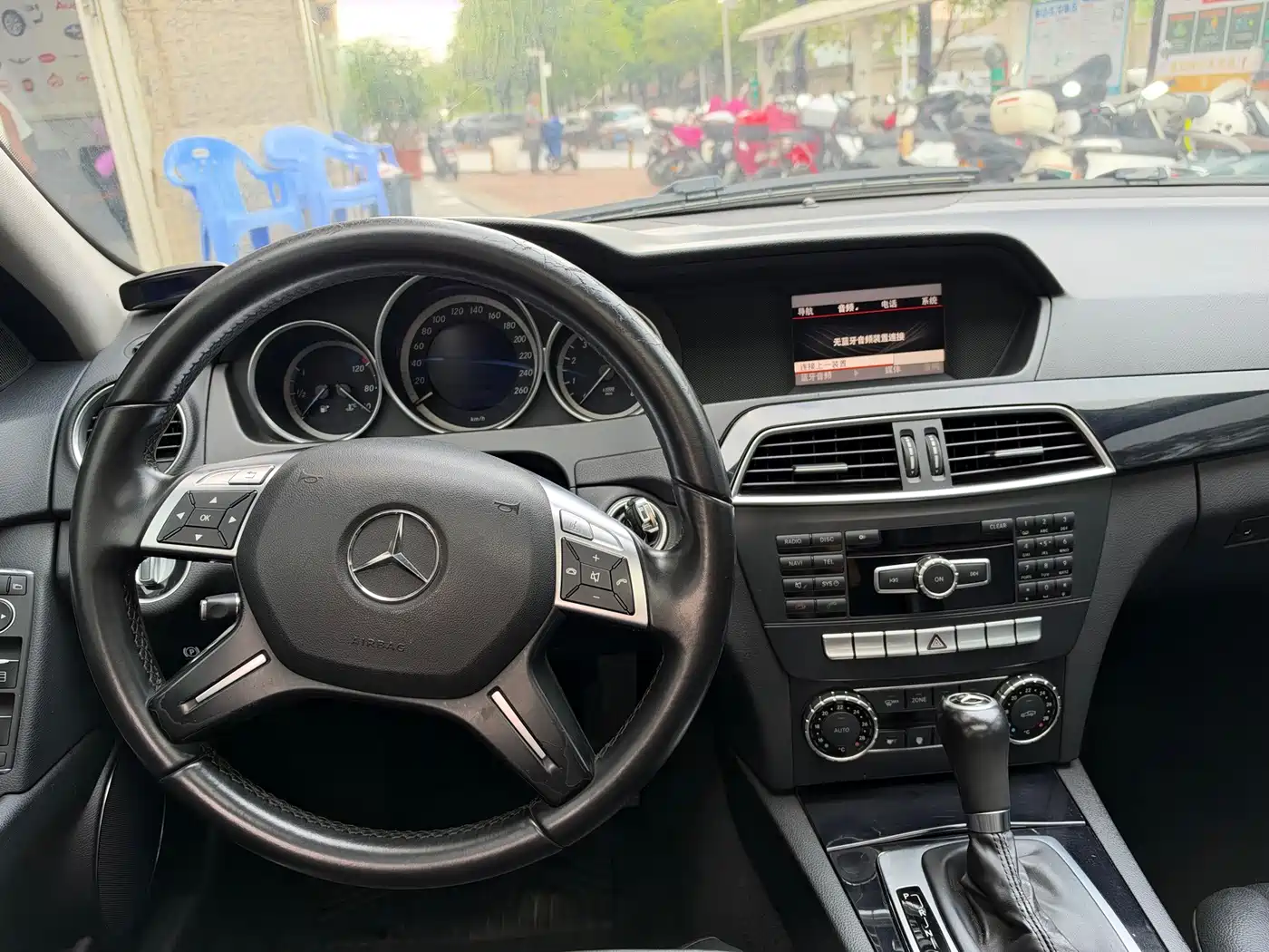 Mercedes-Benz C-Class 2014 2013 C 180 Classic Grand Edition