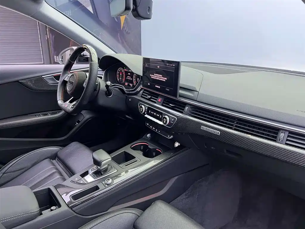 Audi A4L 2022 40 TFSI Luxury Dynamic фото 22