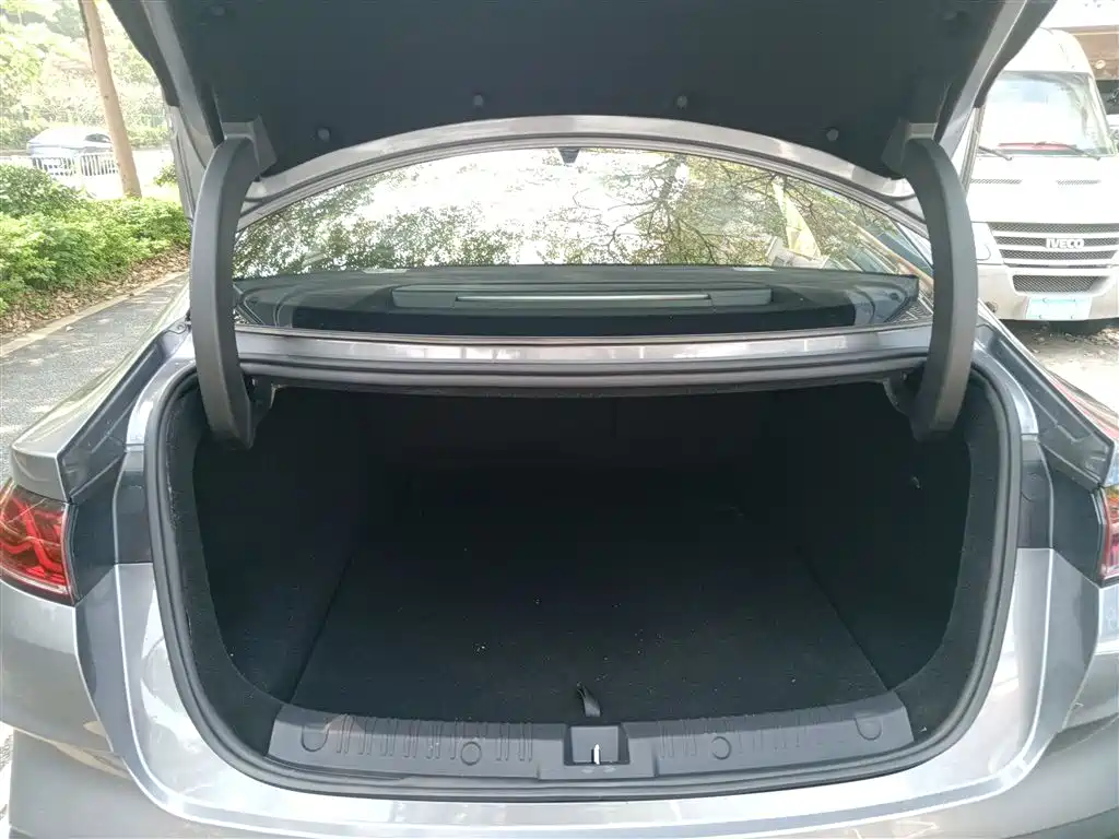 BYD Qin L 2025 DM-i Smart Drive Edition 120KM Leading фото 15
