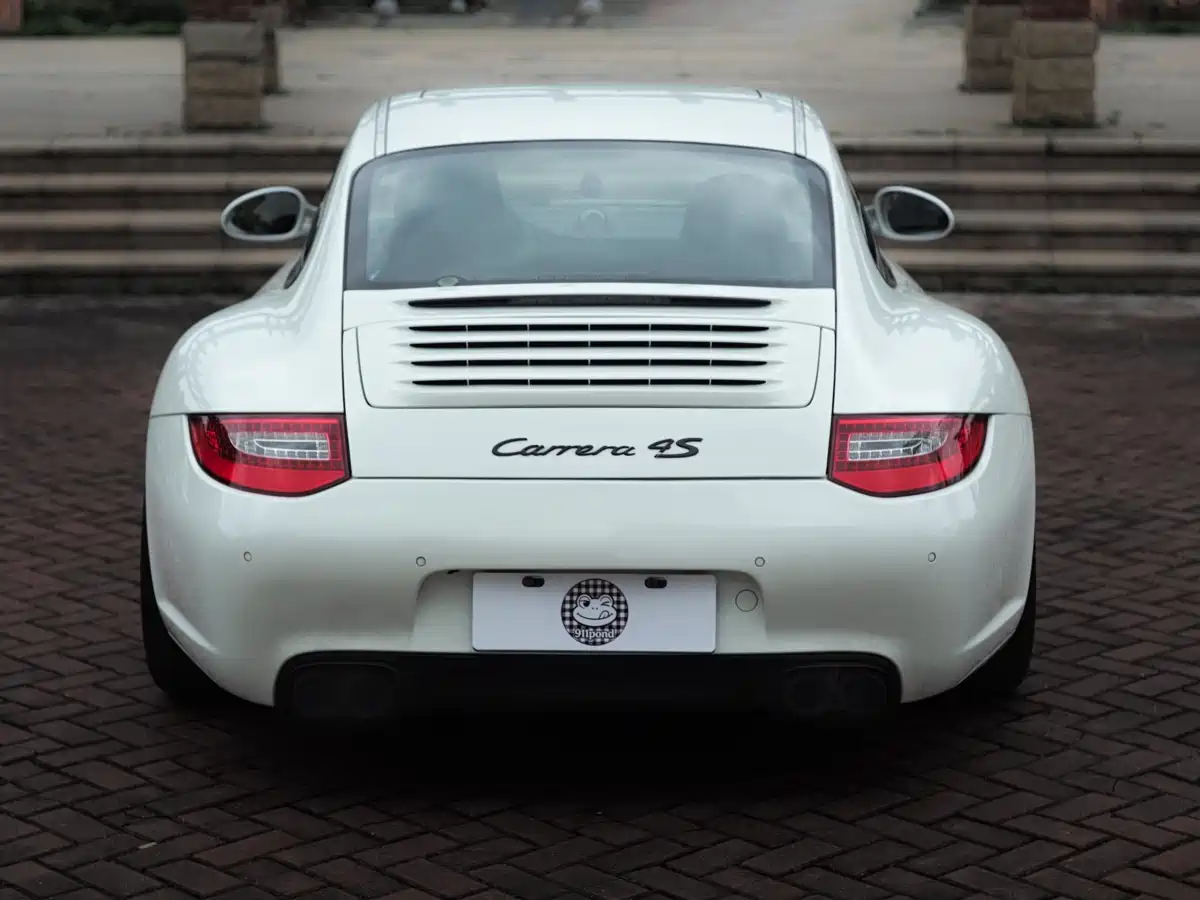 Porsche 911 2010 Carrera 4S 3.8L фото 3