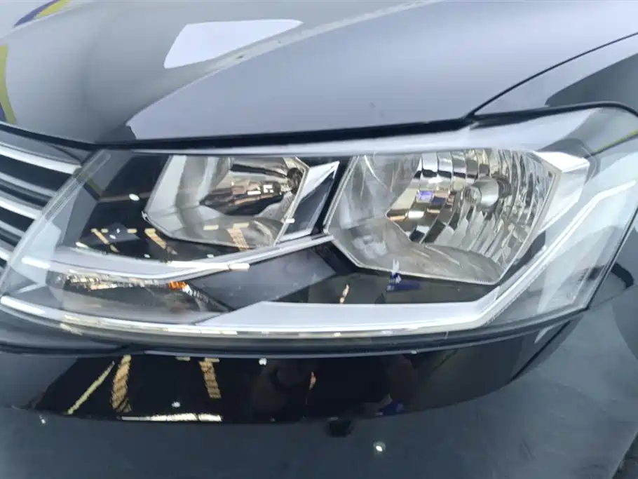 Volkswagen Lavida 2017 1.6L Automatic Trend Edition фото 5