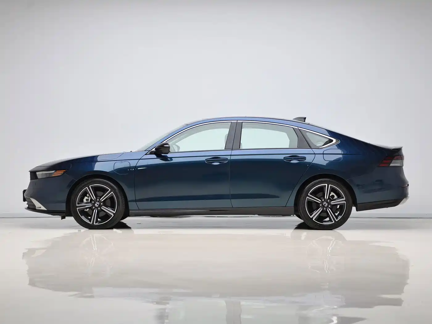 Honda Accord New Energy 2023 2023 2.0L e:PHEV Flagship Edition