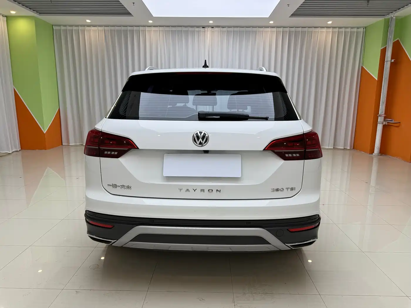 Volkswagen Tayron 2022 280TSI 2WD Luxury Smart Connect Edition фото 6