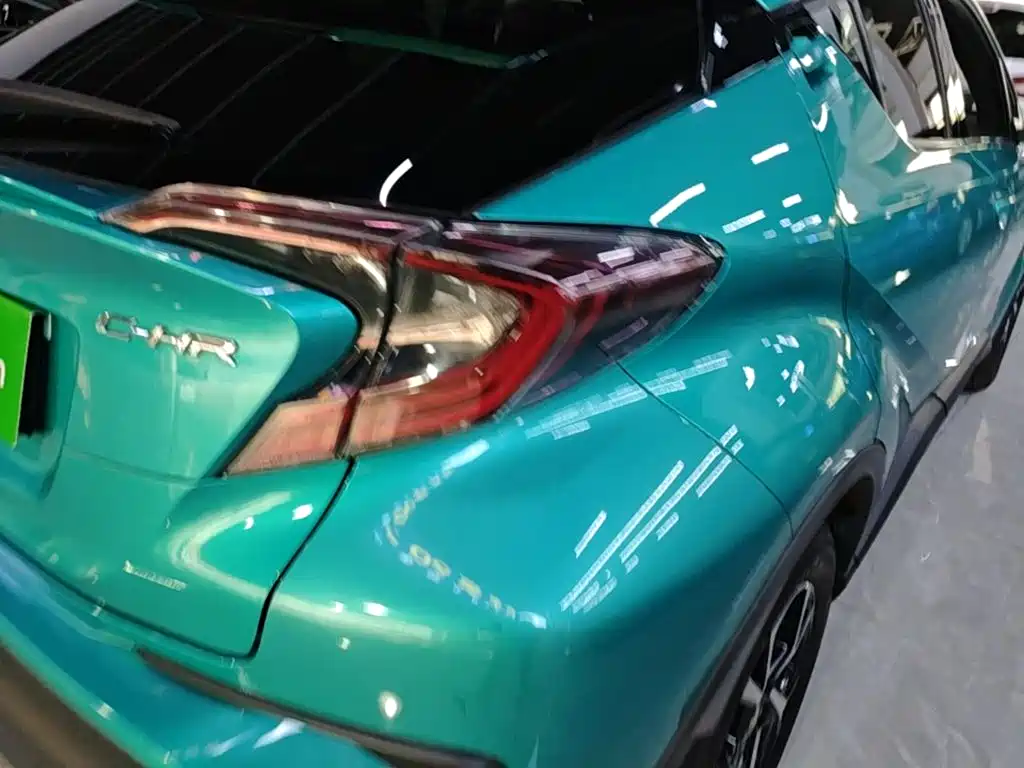 Toyota C-HR 2019 2018 2.0L Luxury Edition China V