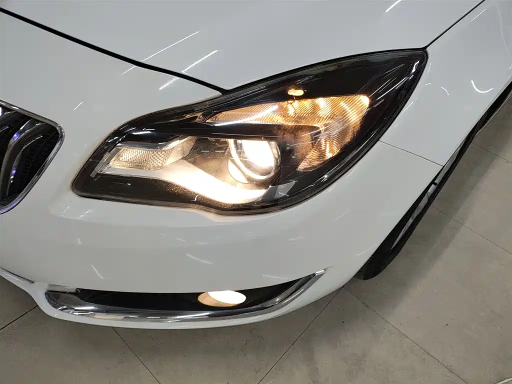 Buick Regal 2015 2.0L Leading Fashion Model фото 3