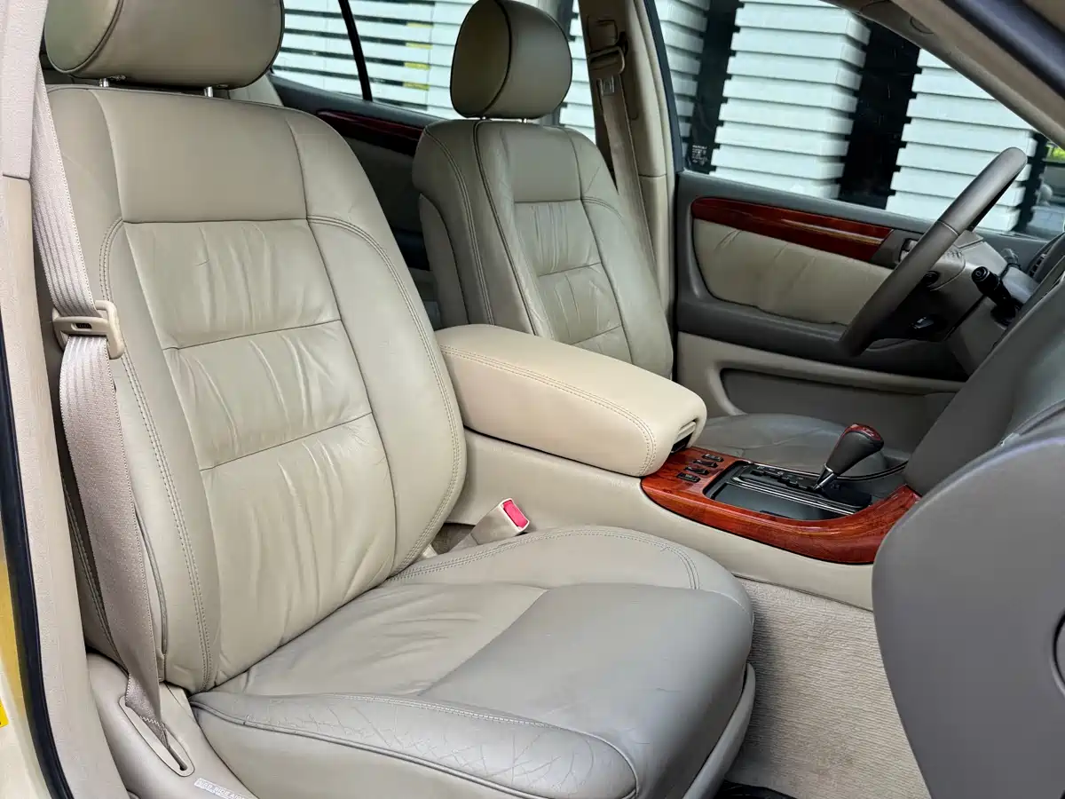 Фото 25 - Lexus GS